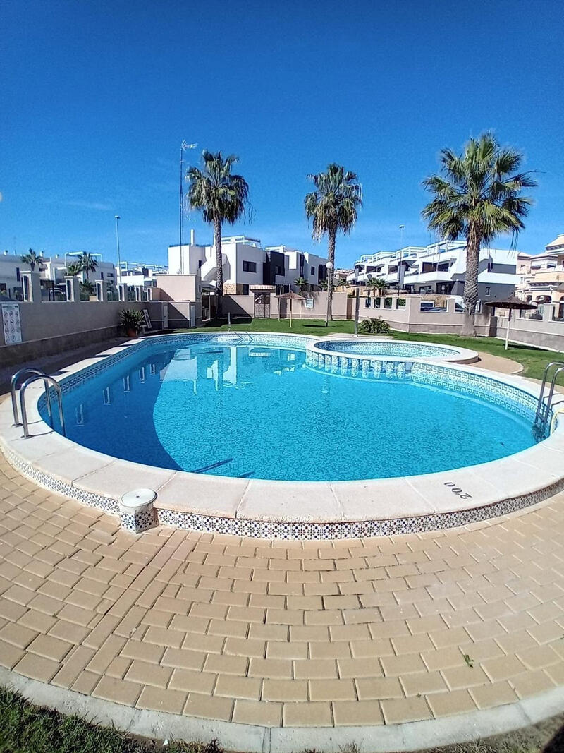3 bedroom Townhouse for sale