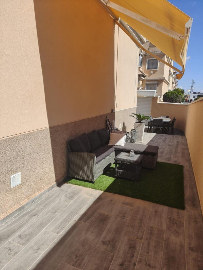 3 bedroom Townhouse for sale