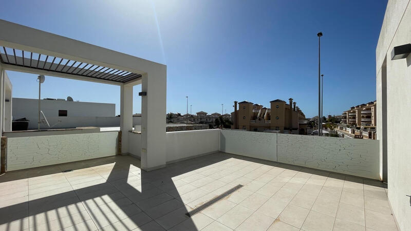 3 Cuarto Villa en venta