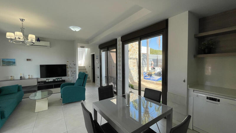 3 Cuarto Villa en venta