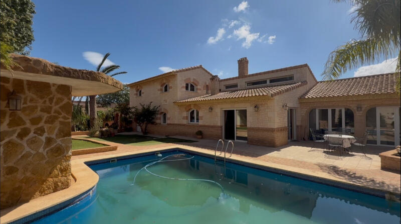 Villa à vendre dans Cartagena, Murcia