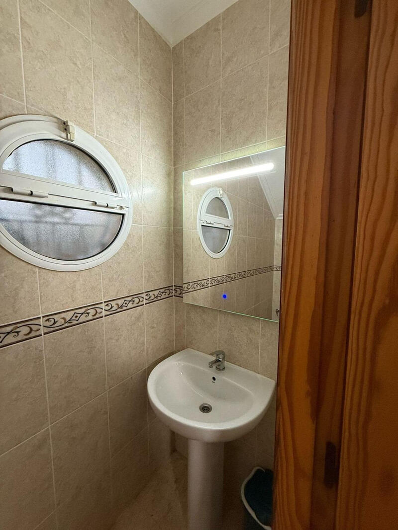 3 bedroom Townhouse for sale