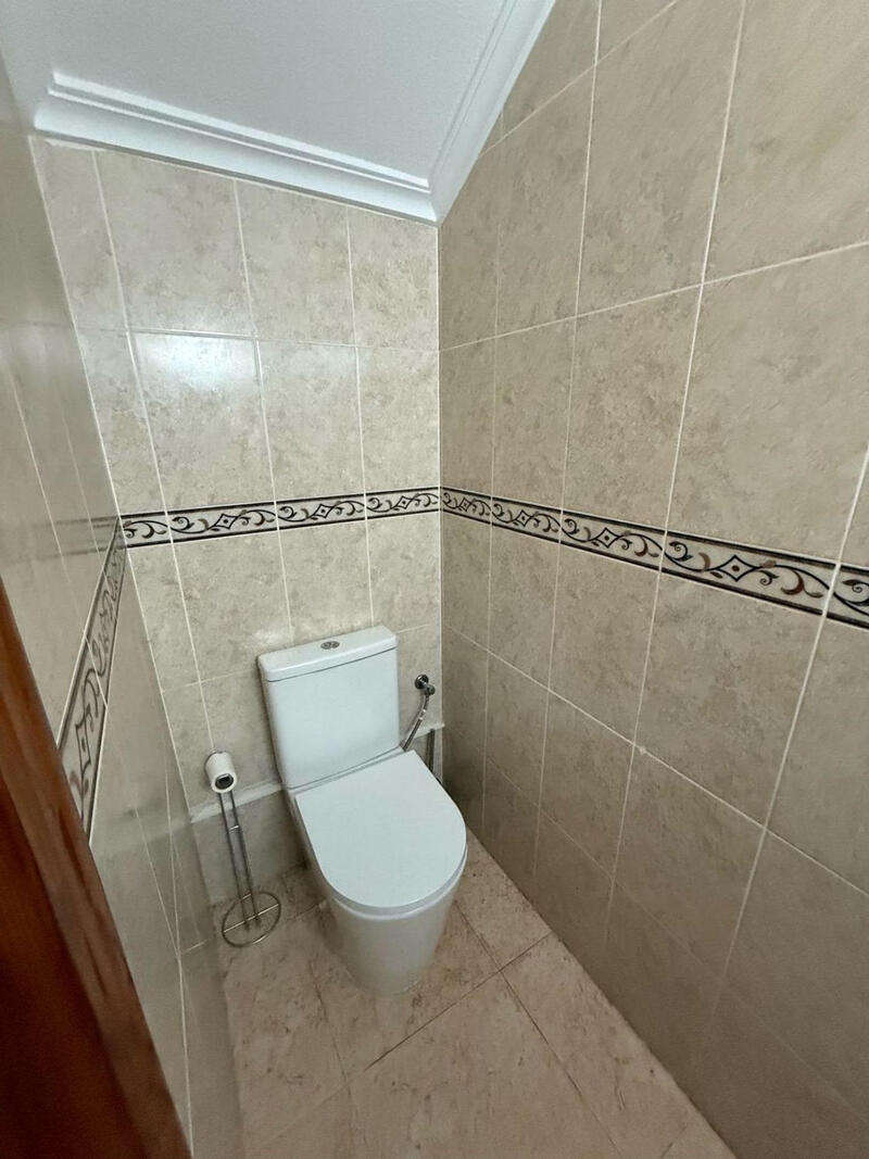 3 bedroom Townhouse for sale