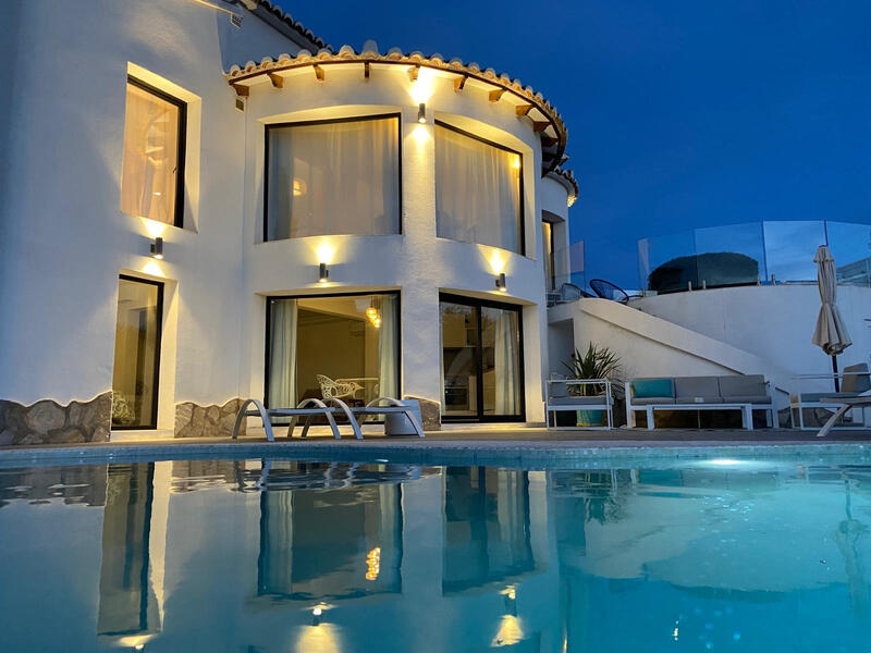 Villa en venta en Benitachell, Alicante