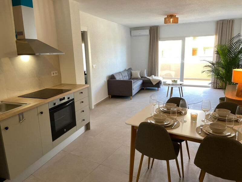 2 bedroom Apartment for sale