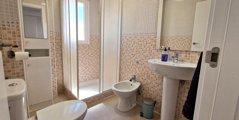 2 bedroom Apartment for Long Term Rent