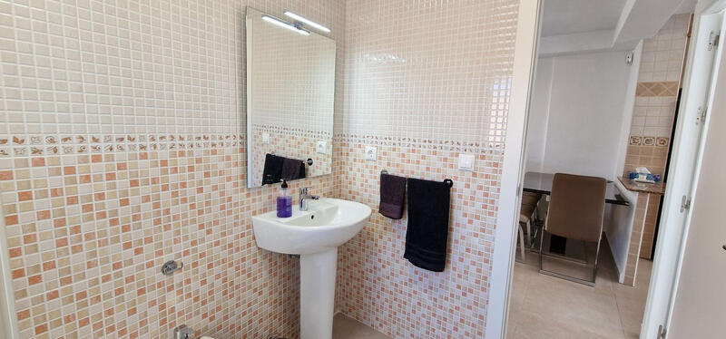 2 bedroom Apartment for Long Term Rent
