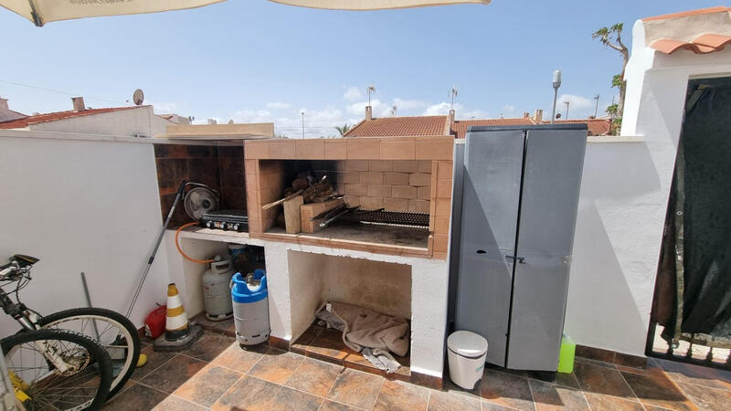 2 Cuarto Villa en venta