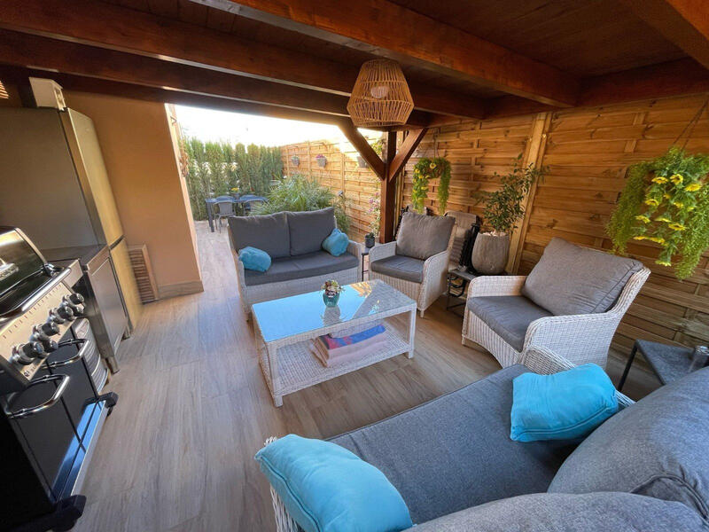 Villa for sale in La Romana, Alicante