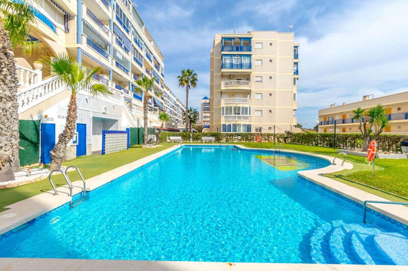Leilighet til salgs i Los Arenales del Sol, Alicante