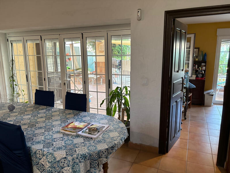 Villa til salg i Torrevieja, Alicante