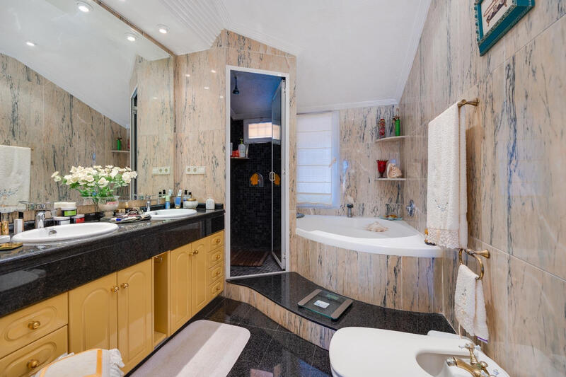 4 chambre Villa à vendre