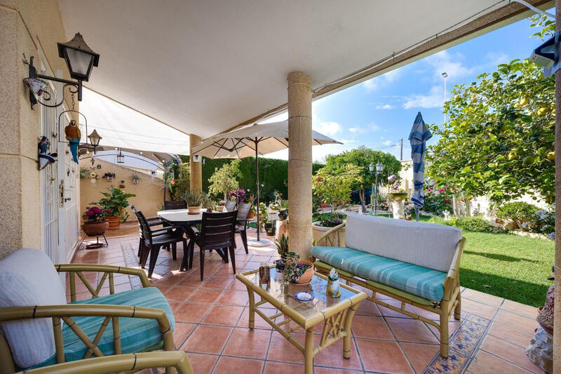 4 chambre Villa à vendre