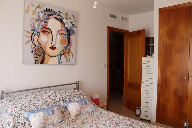 3 bedroom Townhouse for sale