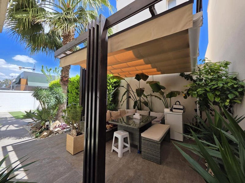 3 Cuarto Villa en venta