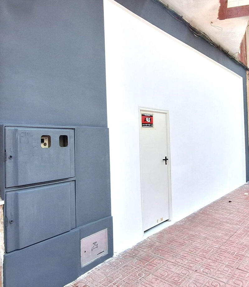 Annen til salgs i Torrevieja, Alicante