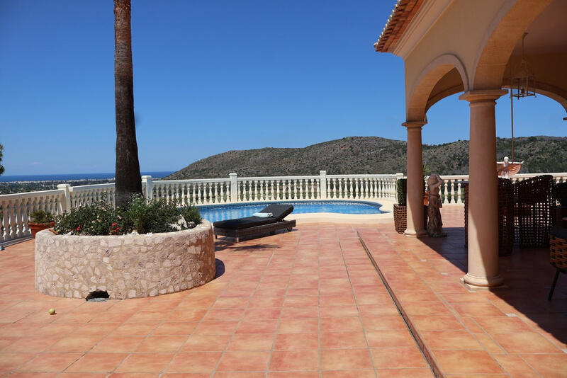 Villa til salg i Torrevieja, Alicante