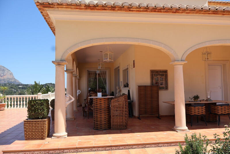 6 Cuarto Villa en venta