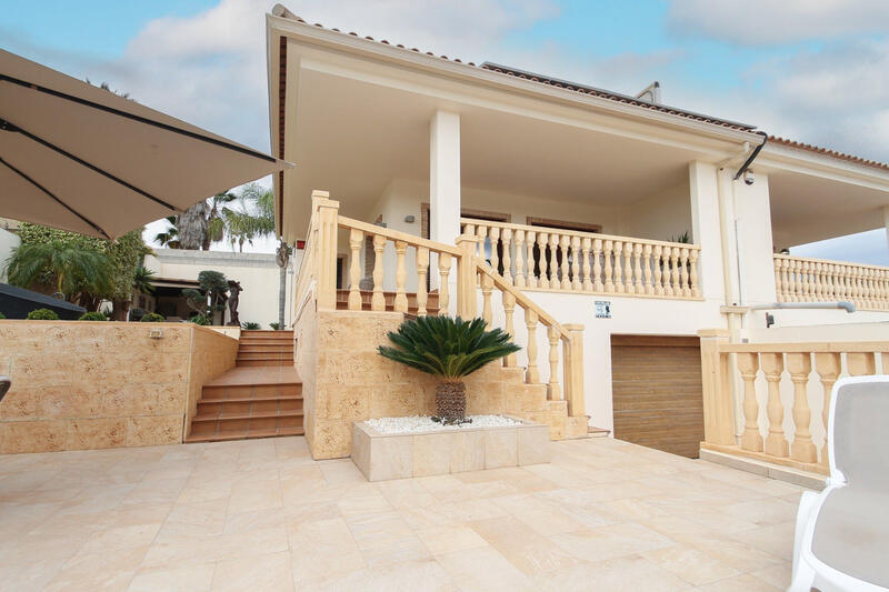 6 chambre Villa à vendre