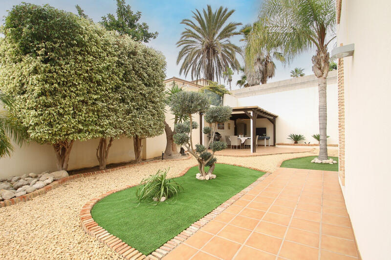 6 chambre Villa à vendre