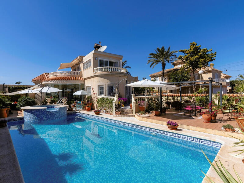 3 bedroom Villa for sale