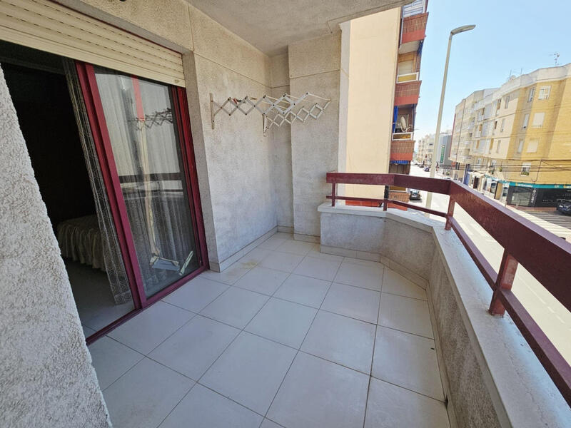 2 slaapkamer Appartement Te koop