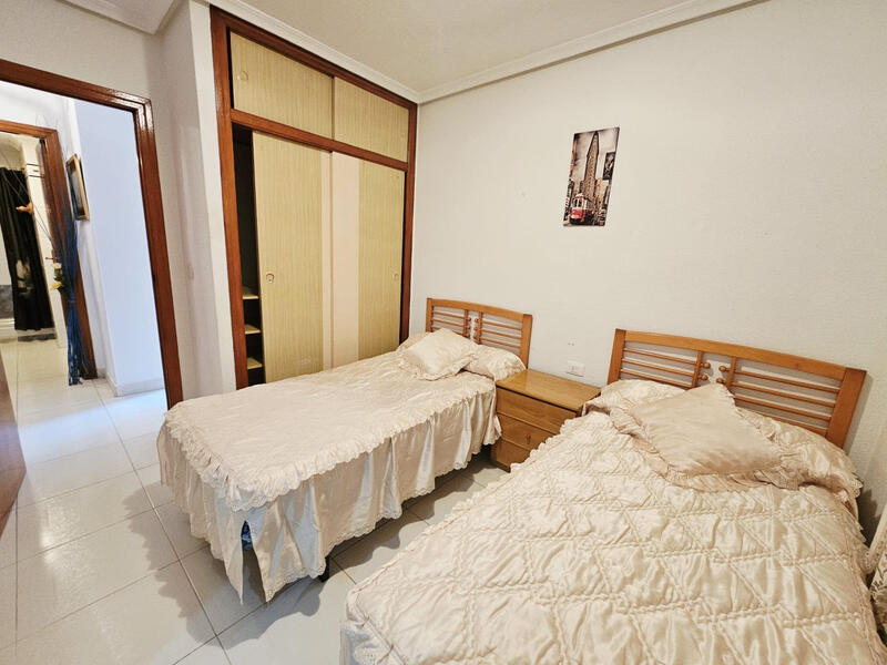 2 slaapkamer Appartement Te koop