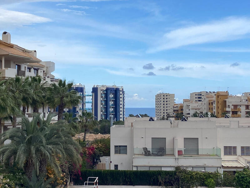 Villa til salg i Orihuela Costa, Alicante
