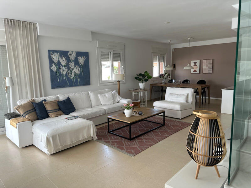3 bedroom Villa for sale