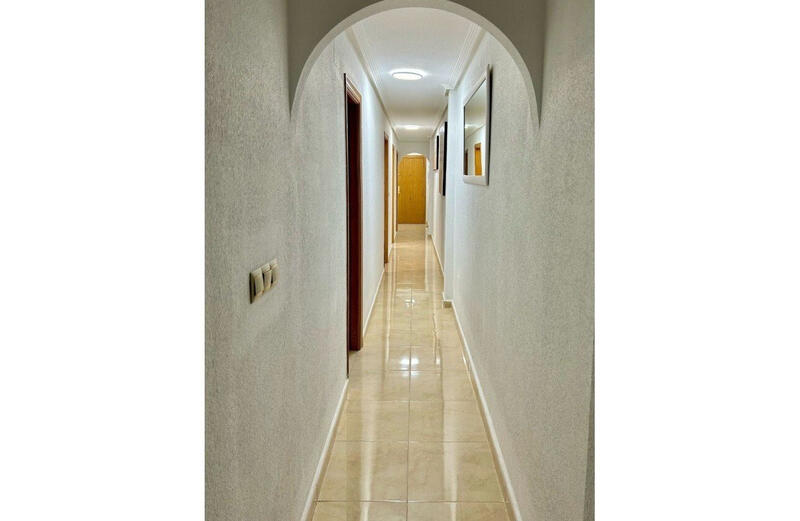 2 slaapkamer Appartement Te koop