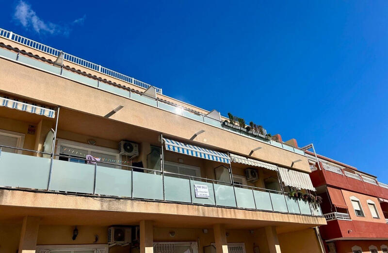 2 slaapkamer Appartement Te koop