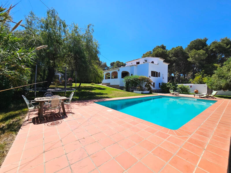 Villa til salgs i Javea, Alicante
