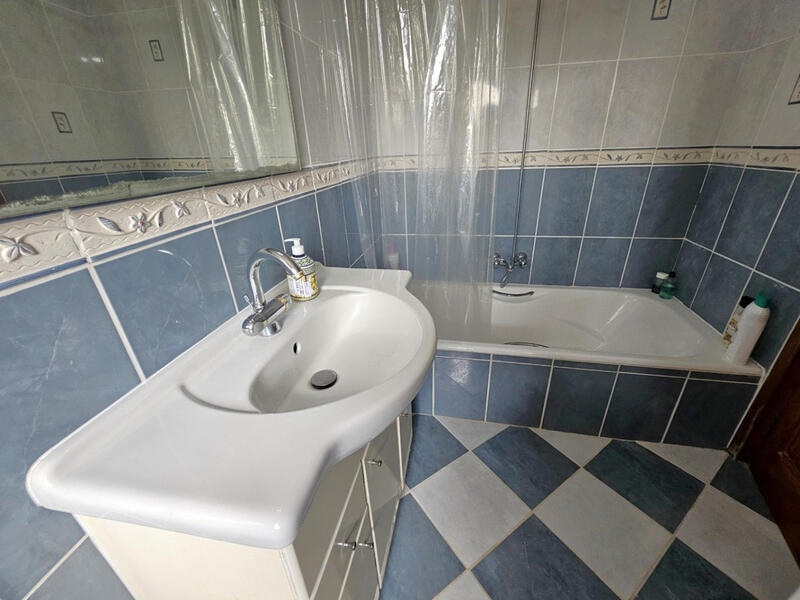 6 chambre Villa à vendre