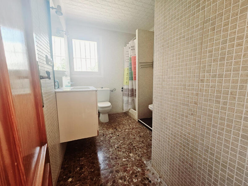 4 Cuarto Villa en venta