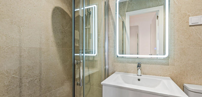 2 bedroom Apartment for sale