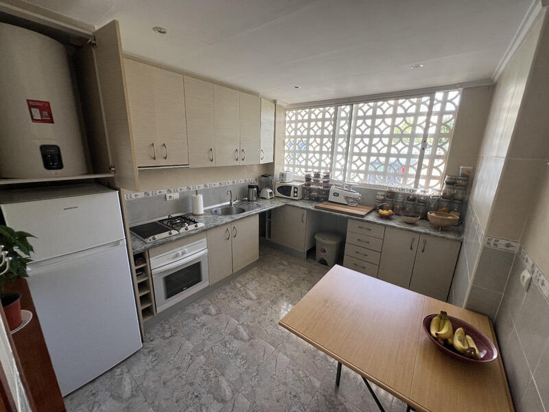 3 Schlafzimmer Stadthaus zu verkaufen