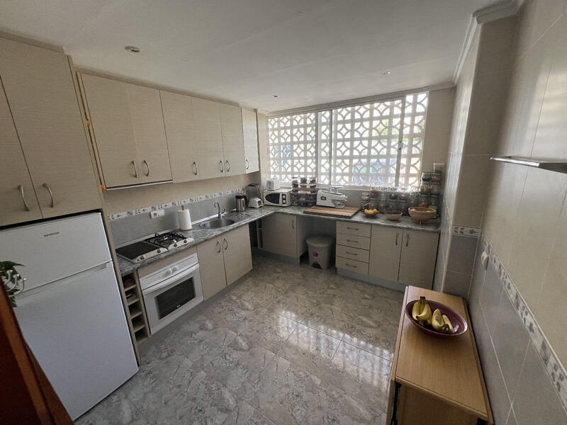 3 Schlafzimmer Stadthaus zu verkaufen
