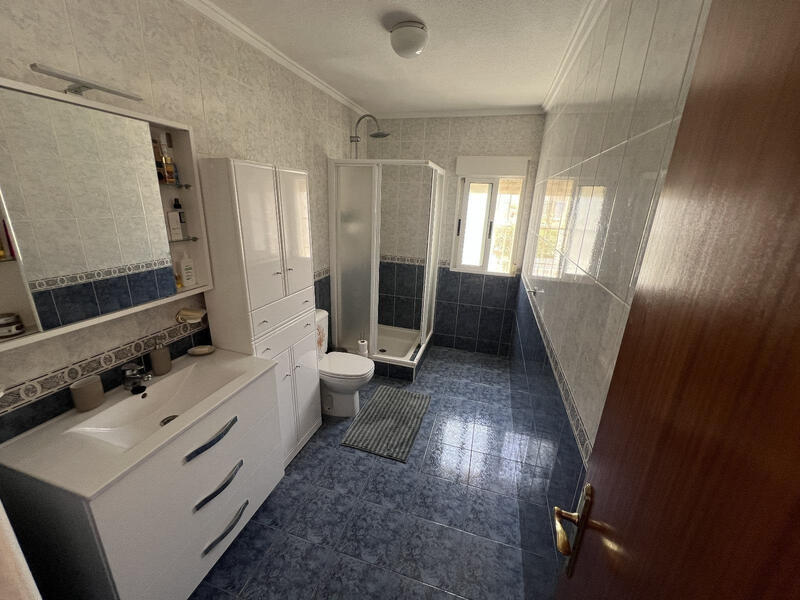 3 Schlafzimmer Stadthaus zu verkaufen