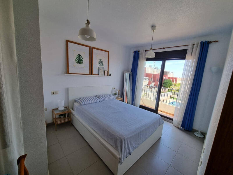 2 Cuarto Adosado en venta