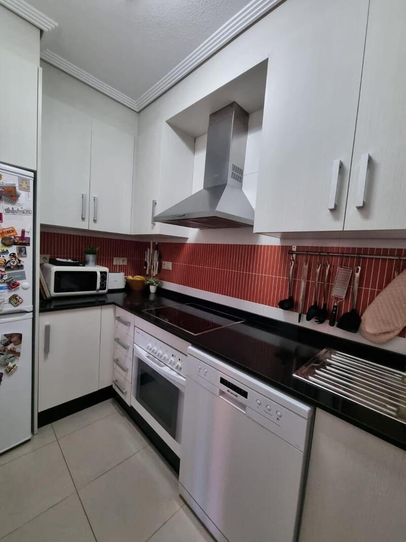 2 Cuarto Adosado en venta