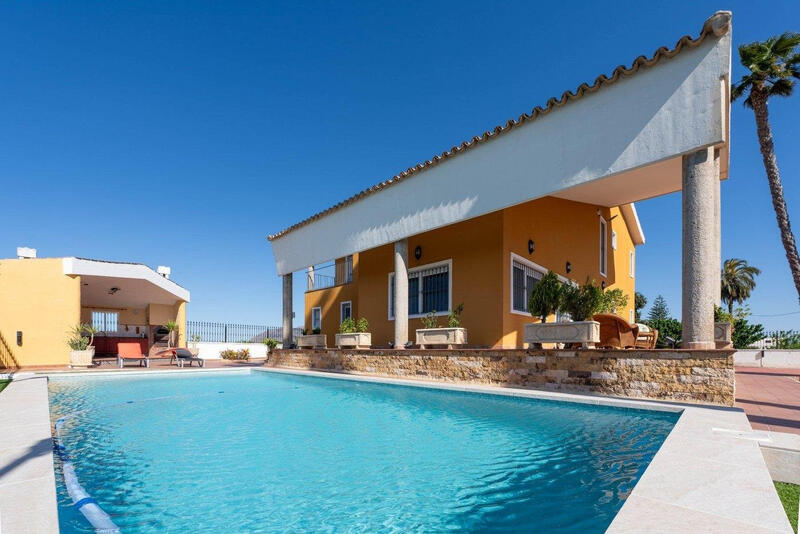 5 soverom Villa til salgs