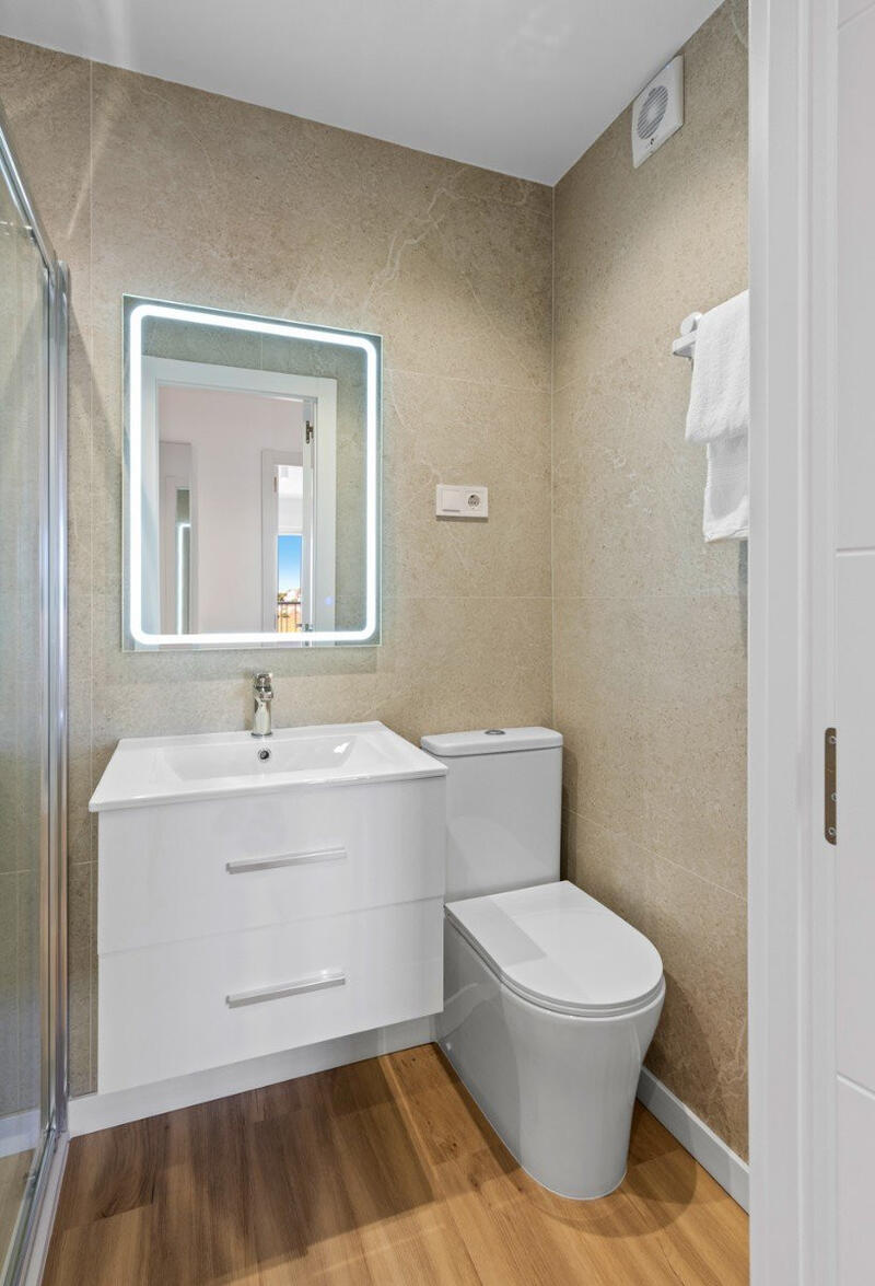 2 bedroom Apartment for sale
