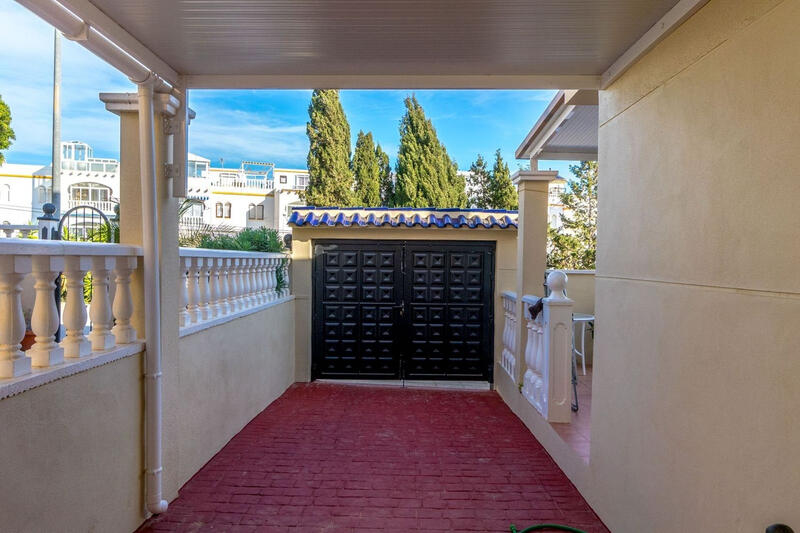3 Cuarto Villa en venta