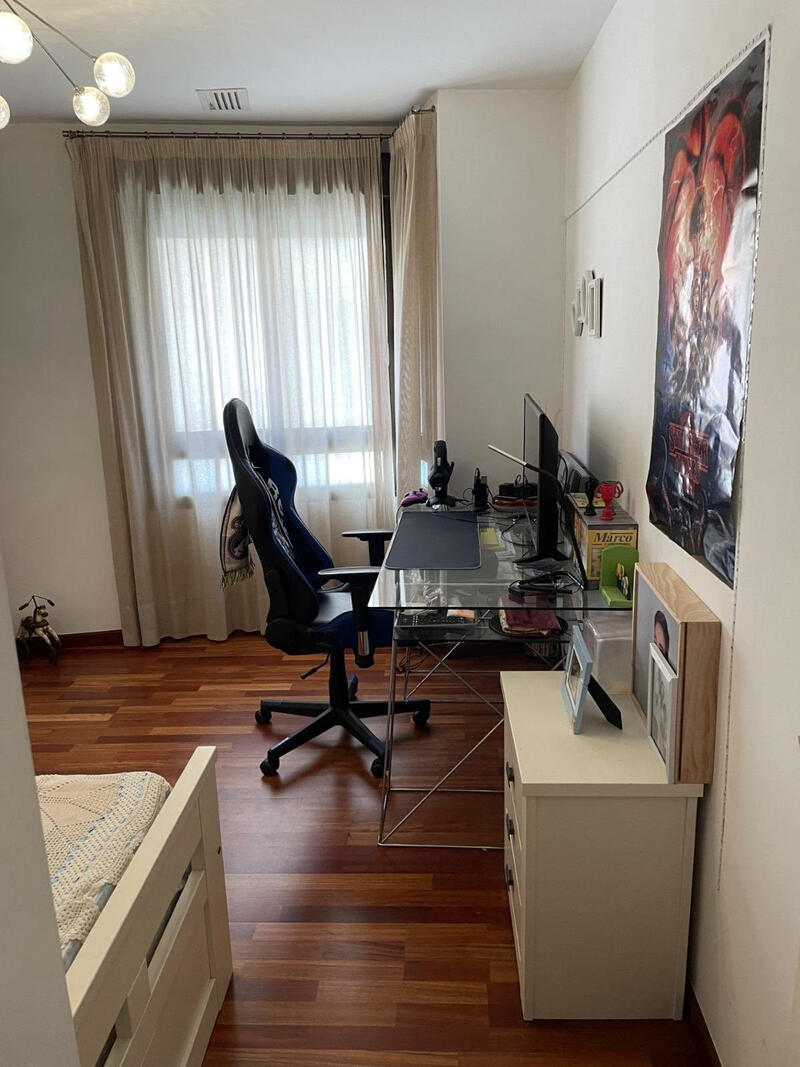 4 chambre Duplex à vendre