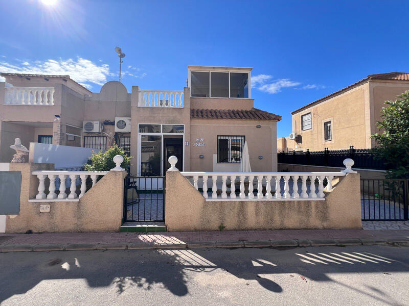 Townhouse for sale in Torrevieja, Alicante