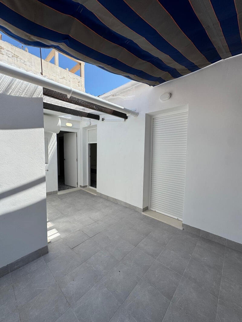 Stadthaus zu verkaufen in Torrevieja, Alicante