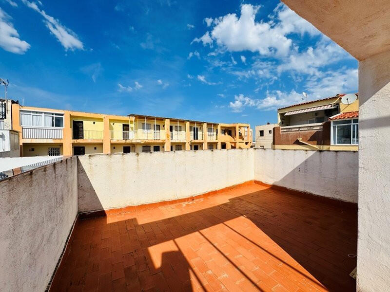 3 bedroom Townhouse for sale