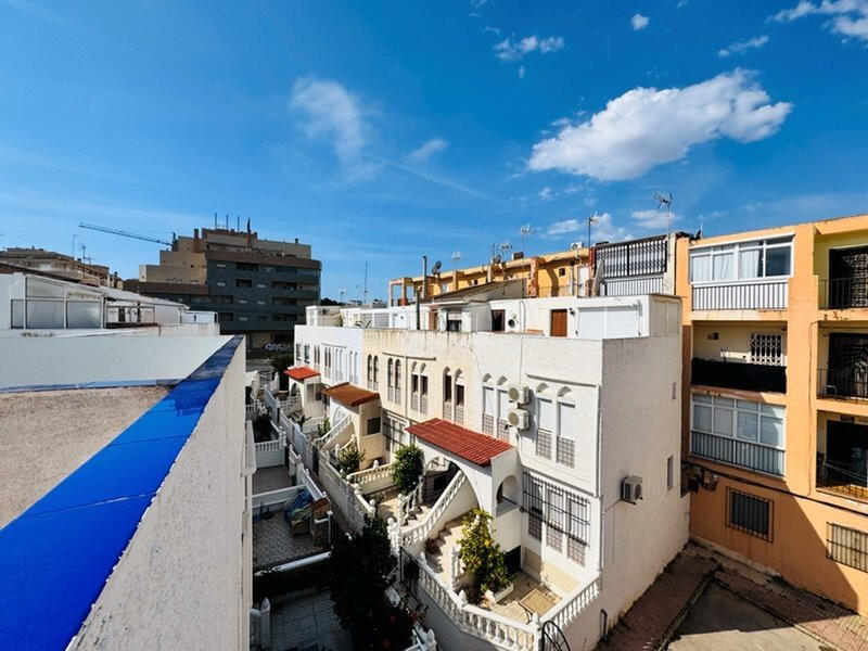 3 bedroom Townhouse for sale