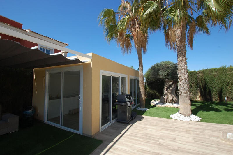 5 Schlafzimmer Villa zu verkaufen