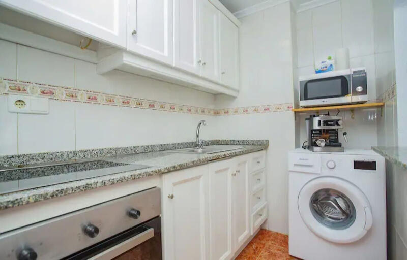 2 slaapkamer Appartement voor lange termijn huur
